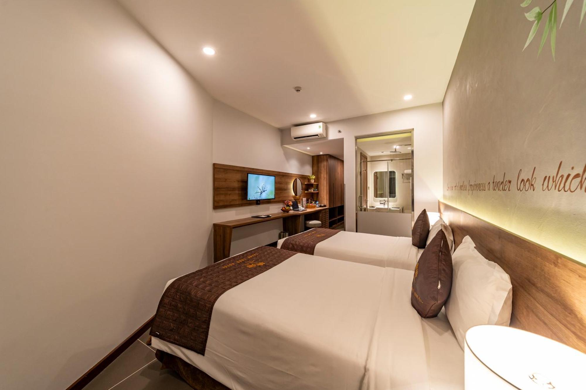 Thanh Long Hotel - Bach Dang Cidade de Ho Chi Minh Exterior foto
