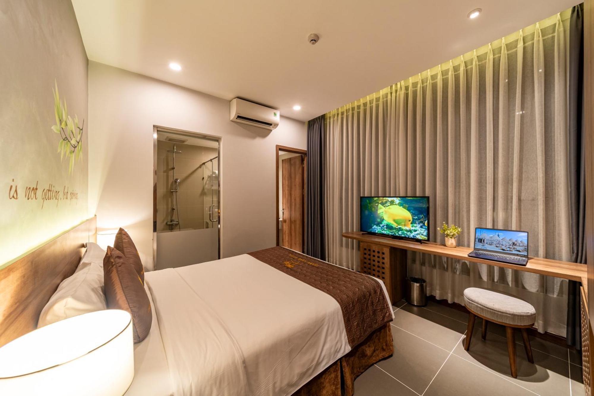 Thanh Long Hotel - Bach Dang Cidade de Ho Chi Minh Exterior foto